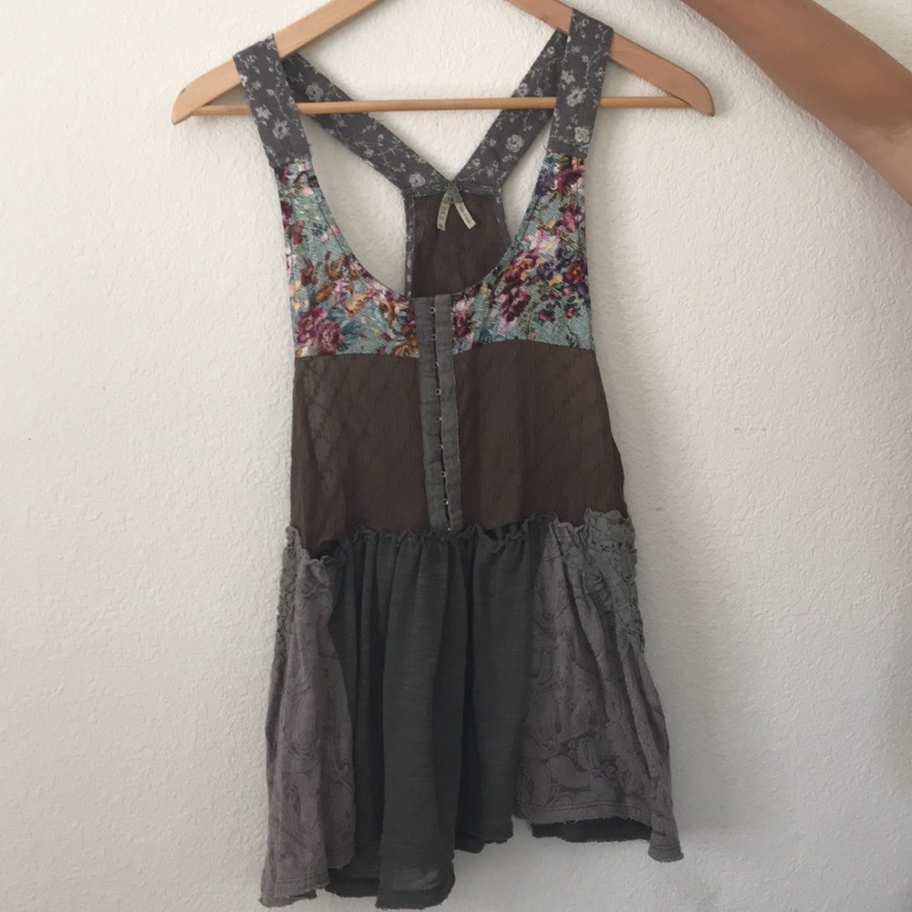 Loose fitting detailed tank top